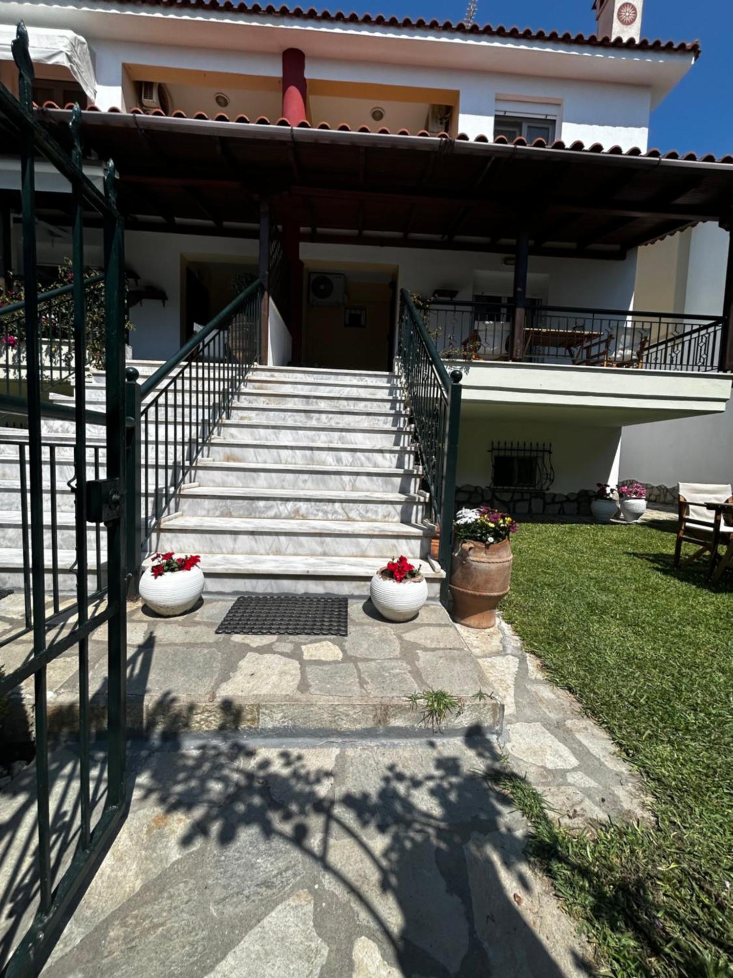 Perfect Hospitality - Elenas House, Nikiti Villa Buitenkant foto